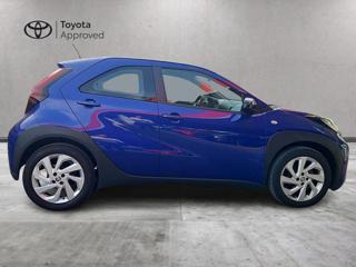 TOYOTA Aygo X usata, con Autoradio