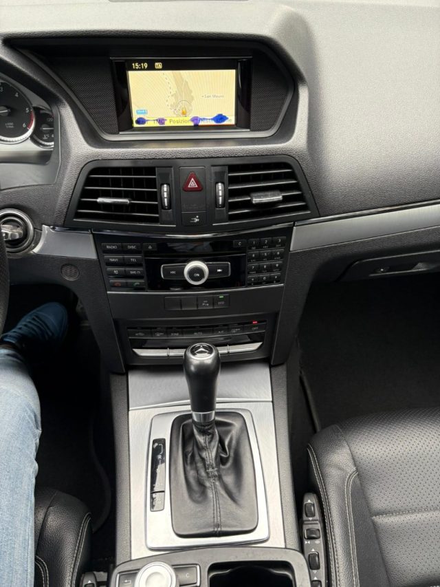 MERCEDES-BENZ E 220 usata, con Climatizzatore