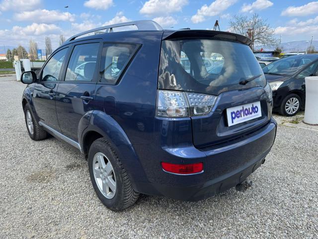 MITSUBISHI Outlander usata, con Autoradio