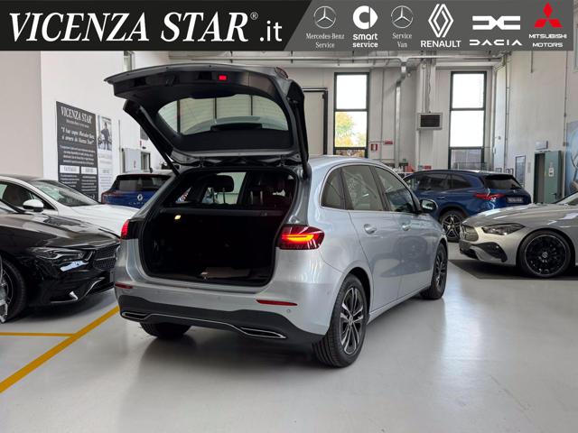MERCEDES-BENZ B 200 usata, con Sedile posteriore sdoppiato