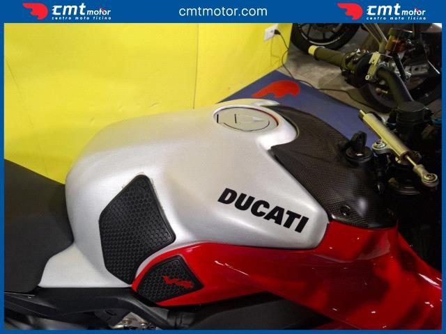 DUCATI Streetfighter usata 9