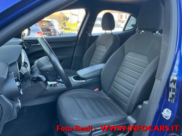 ALFA ROMEO Stelvio usata, con Alzacristalli elettrici