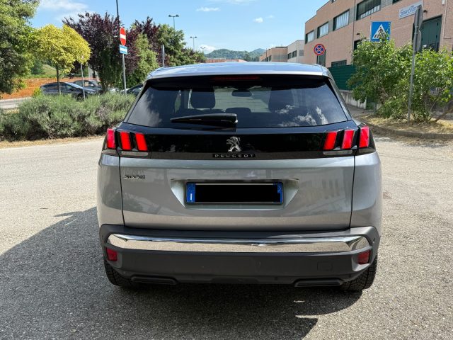 PEUGEOT 3008 usata, con Cerchi in lega