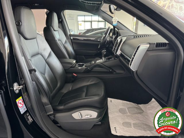 PORSCHE Cayenne usata, con Controllo trazione