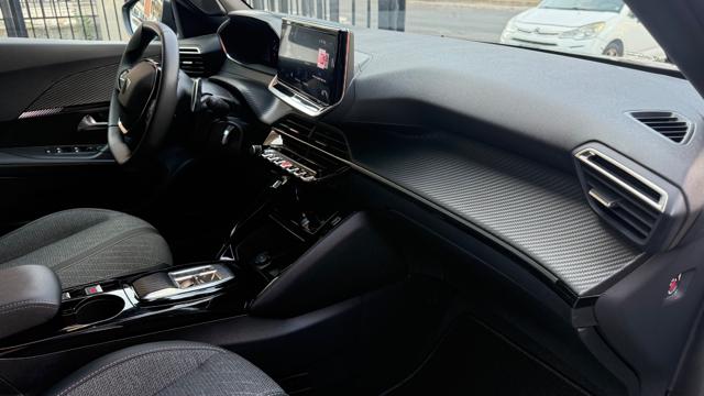 PEUGEOT 2008 usata, con USB