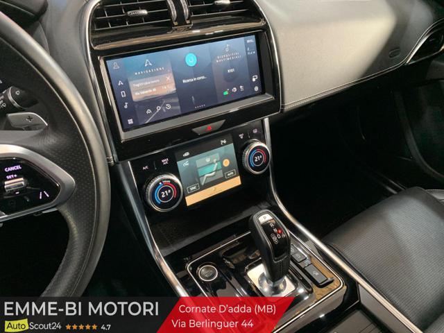 JAGUAR XE usata, con Interni in pelle