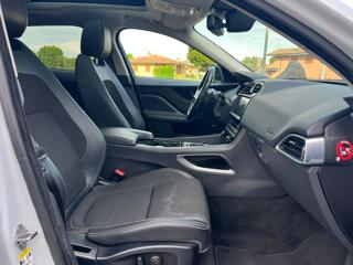 JAGUAR F-Pace usata, con Boardcomputer