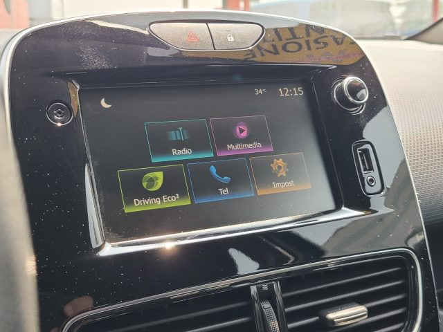 RENAULT Clio usata, con Autoradio digitale