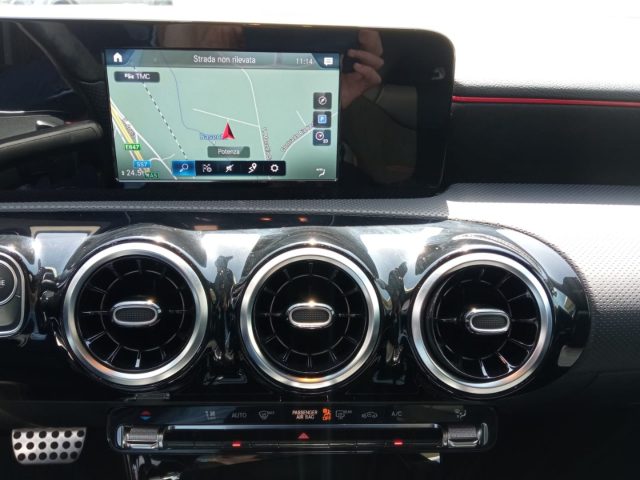 MERCEDES-BENZ A 180 usata, con USB