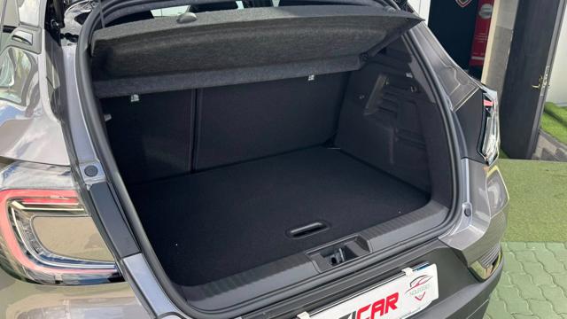 RENAULT Captur usata, con Bracciolo