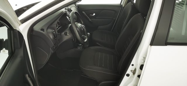 DACIA Sandero usata, con Luci diurne LED