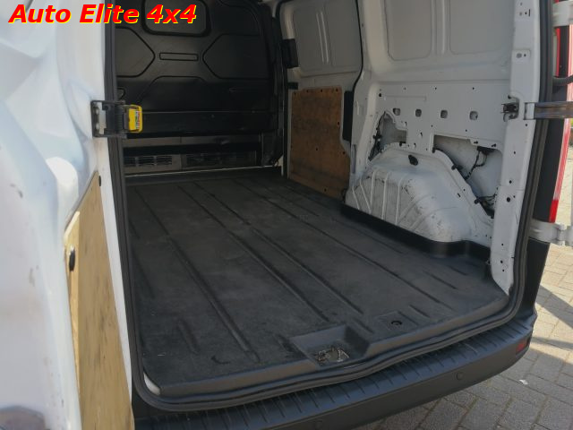 FORD Transit Custom usata, con Autoradio digitale
