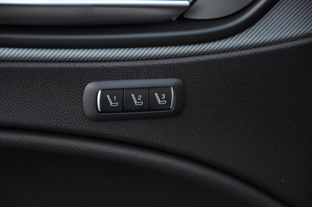 ALFA ROMEO Stelvio usata, con Interni in pelle