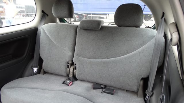 TOYOTA Yaris usata 61