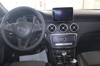 MERCEDES-BENZ A 160 usata, con Controllo automatico clima