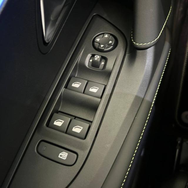 PEUGEOT 2008 usata, con Controllo elettronico della corsia