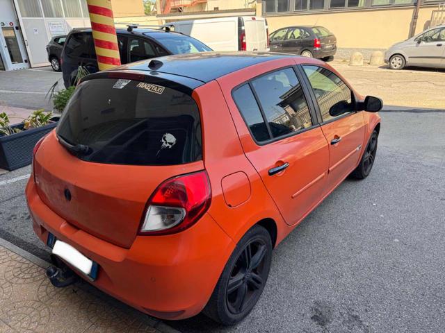 RENAULT Clio usata, con Autoradio