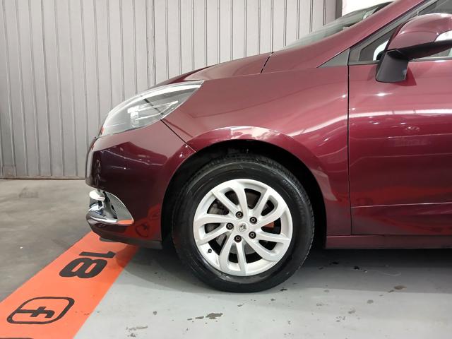 RENAULT Scenic usata, con Servosterzo