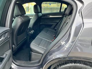 ALFA ROMEO Stelvio usata, con Interni in pelle