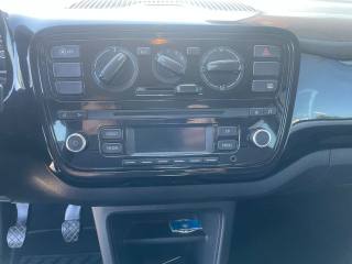 VOLKSWAGEN up! usata, con Airbag testa