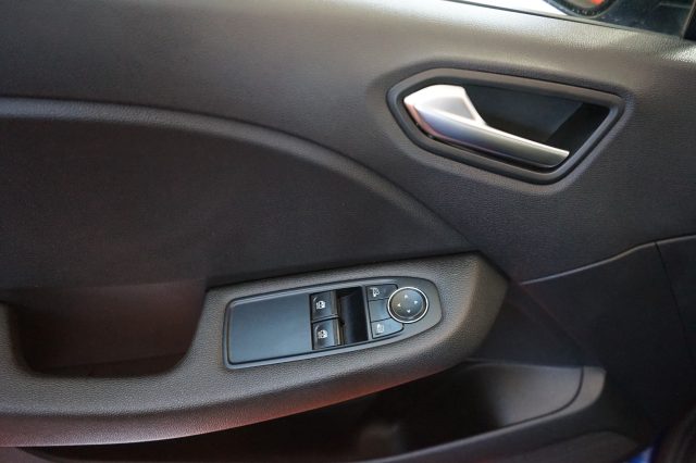 RENAULT Clio usata, con Riconoscimento dei segnali stradali
