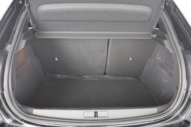 PEUGEOT 208 usata 5
