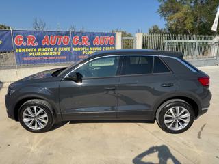 VOLKSWAGEN T-Roc usata, con Autoradio