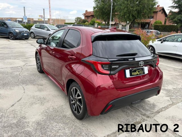 TOYOTA Yaris usata, con USB