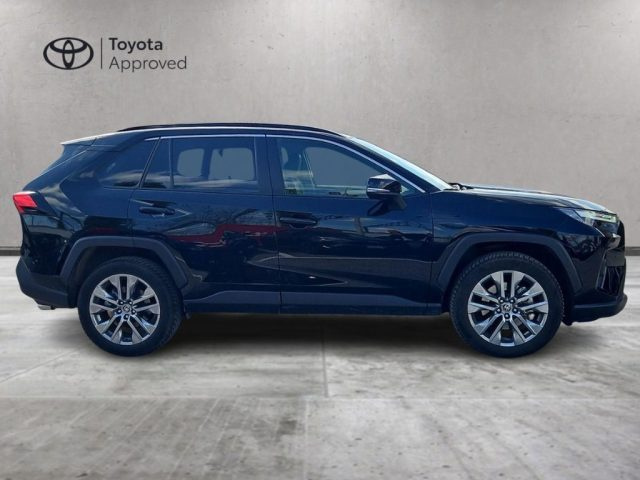TOYOTA RAV 4 usata, con Cerchi in lega