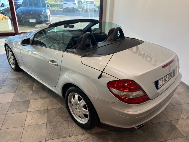 MERCEDES-BENZ SLK 200 usata, con Chiusura centralizzata