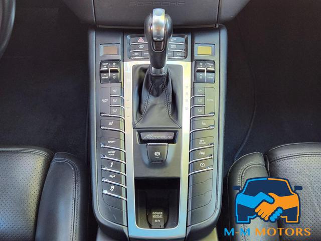 PORSCHE Macan usata, con ESP