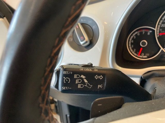VOLKSWAGEN Maggiolino usata, con Bluetooth