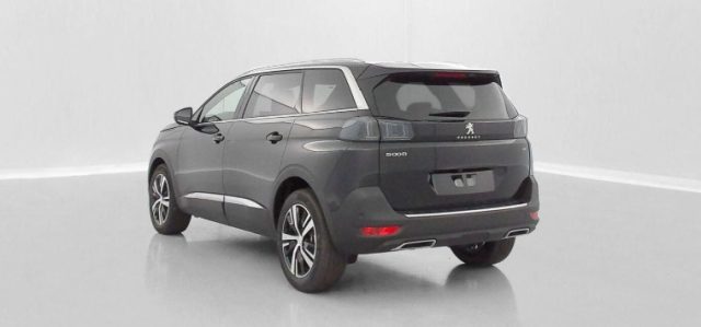 PEUGEOT 5008 usata, con Climatizzatore