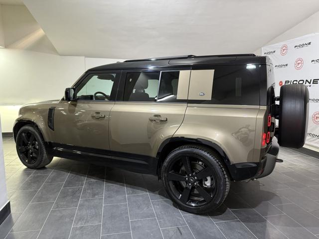 LAND ROVER Defender usata, con Boardcomputer