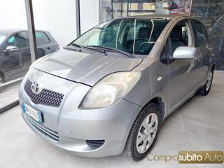 TOYOTA Yaris usata, con Airbag laterali