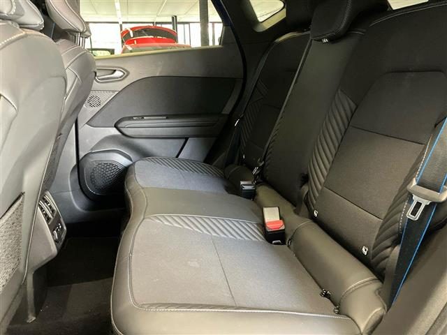 RENAULT Captur usata, con Touch screen