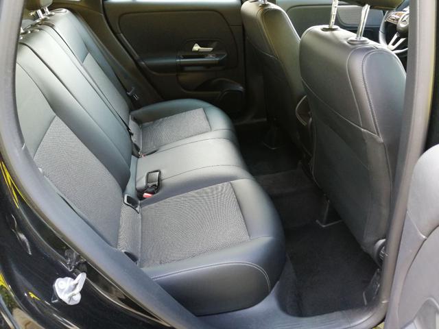 MERCEDES-BENZ GLA 180 usata, con Controllo trazione