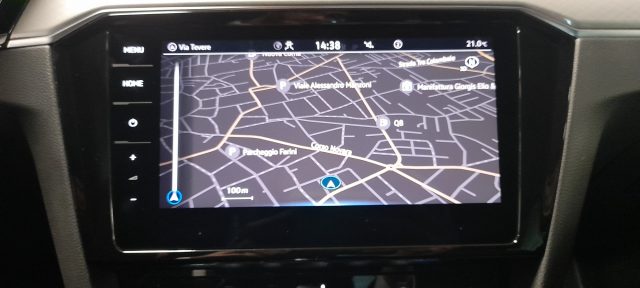 VOLKSWAGEN Passat usata 30