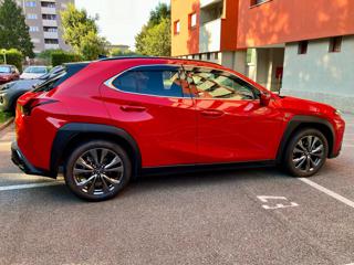 LEXUS UX 250h usata, con Cerchi in lega