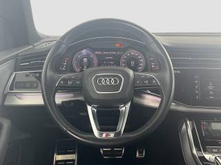 AUDI Q8 usata 11