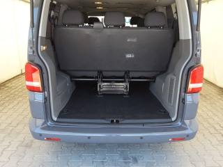 VOLKSWAGEN Caravelle usata, con Bracciolo