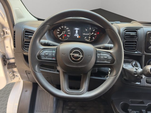 OPEL Movano usata, con Bluetooth