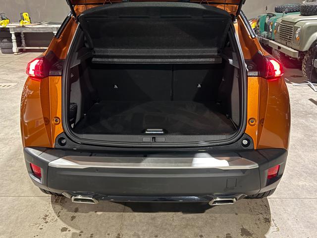 PEUGEOT 2008 usata, con Luci diurne LED