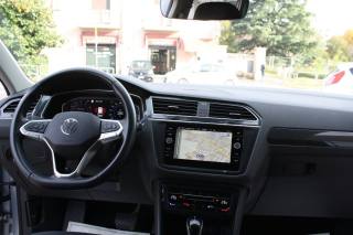 VOLKSWAGEN Tiguan usata, con Bracciolo
