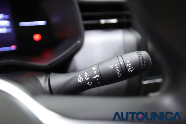 RENAULT Clio usata, con Bluetooth