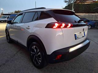 PEUGEOT 2008 usata, con Autoradio