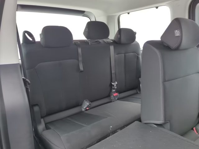 HYUNDAI Staria usata, con ESP