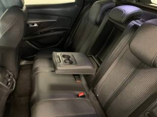 PEUGEOT 3008 usata, con Volante in pelle