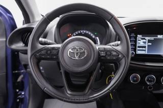 TOYOTA Aygo X usata, con Autoradio digitale