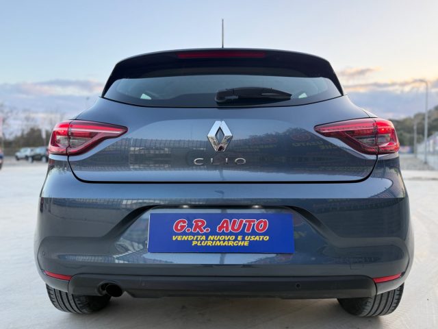 RENAULT Clio usata, con Autoradio